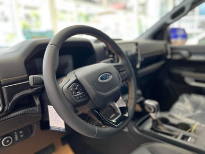 Ford Ranger Wildtrak 2023 giao ngay không lạc, tặng phụ kiện 4