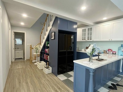Cho thuê vista verde - 3pn - 130m2 - full nt 30tr bao phí quản 2