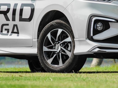 Suzuki Ertiga Hybrid mẫu MPV đa dụng 0