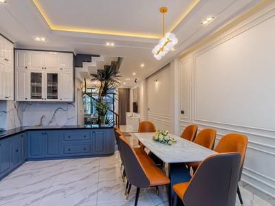 Chính chủ cần bán nhà 1 triệt 2 lầu nội thất đầy đủ 0