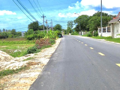 Cuối năm gia đình tôi thanh lý lô đất ngay chợ Tân Khai, 549tr/225m2 0