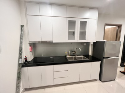 Cho thuê căn 2PN2WC full hết nội thất view hồ bơi, chỉ cần xách vali vô ở Vinhome Grand Park quận 9 3