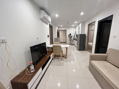 Cho thuê căn 2PN2WC full hết nội thất view hồ bơi, chỉ cần xách vali vô ở Vinhome Grand Park quận 9 4