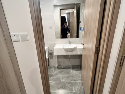 Cho thuê căn 2PN2WC full hết nội thất view hồ bơi, chỉ cần xách vali vô ở Vinhome Grand Park quận 9 5