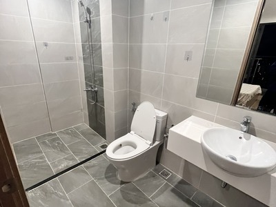 Cho thuê căn 2PN2WC full hết nội thất view hồ bơi, chỉ cần xách vali vô ở Vinhome Grand Park quận 9 8