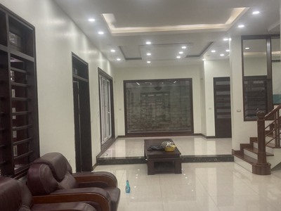 Chính chủ chuyển nhà. bán biệt thự 217m tại kđt văn quán - hà đông. sẵn sổ giá đẹp. 2