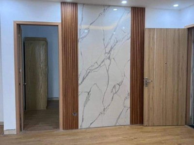 Chính chủ bán căn hộ đầu hồi 2PN rộng 70m giá rẻ tại khu đô thị Thanh Hà Cienco 5 2