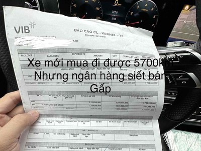 Bank bán mer E300 amg T6.2022 trắng như mới 8