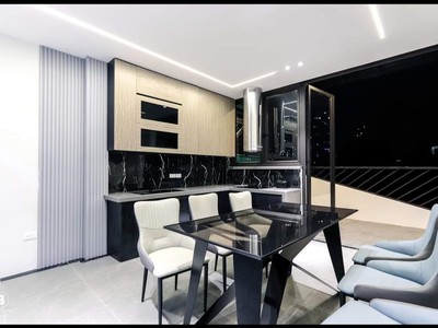 Nhà đẹp ở ngay đón Tết, Giảm 2 tỷ Cần bán gấp nhà mặt phố Hoàng Ngân 44m2, 7T,  thang máy, thông sàn 5