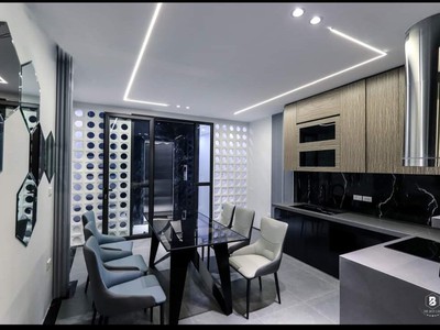 Nhà đẹp ở ngay đón Tết, Giảm 2 tỷ Cần bán gấp nhà mặt phố Hoàng Ngân 44m2, 7T,  thang máy, thông sàn 4