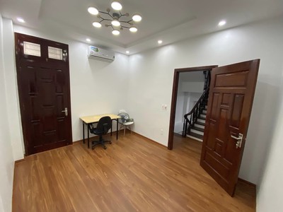 Bom tấn  nhà tôn đức thắng. ngõ ba gác,nông.50m 5ty2 full nội thất 3