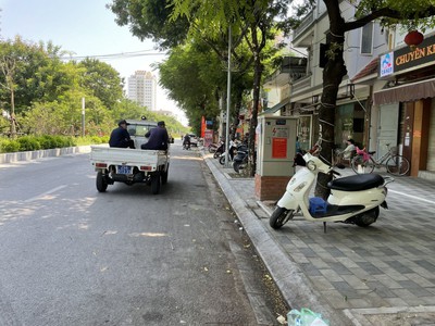 Chính chủ cần bán mặt phố lạc long quân, không qua môi giới, tôi bán để định cư ở nước ngoài 2
