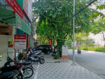 Chính chủ cần bán mặt phố lạc long quân, không qua môi giới, tôi bán để định cư ở nước ngoài 3