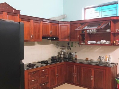 Chính chủ do muốn chuyển đổi chỗ ở nên cần bán nhà 3 tầng 1 tum thuộc tổ 1 phường trần hưng đạo. 2