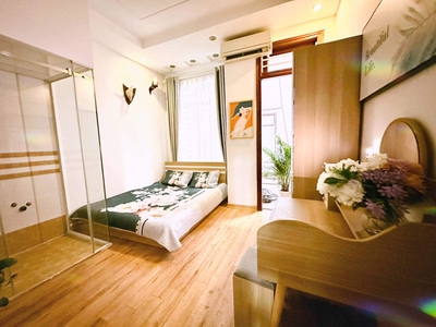 Bán căn hộ dịch vụ ccmn cao cấp đình thôn - mỹ đình - 5 tầng - 9 phòng - doanh thu 540tr/năm. 0