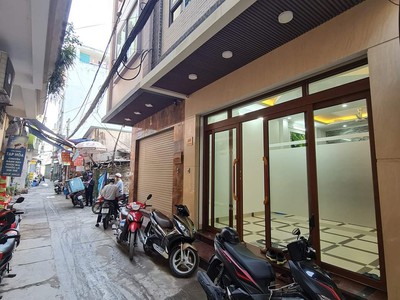 Mình Cần Bán Căn Hộ cho thuê 7 tầng TM 15 phòng cầu giấy 0