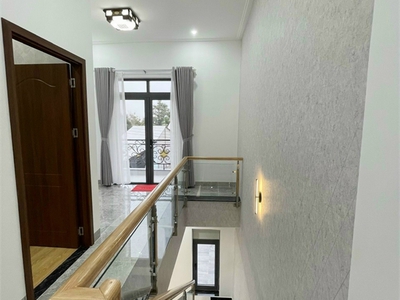 Siêu ngộp: nhích 6 tỷ căn 2 mặt tiền, hxh đường hiệp bình, thủ đức 2