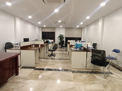 Bán tòa nhà tổ hợp văn phòng, nhà hàng, khách sạn cạnh sân bay tân sơn nhất. 3