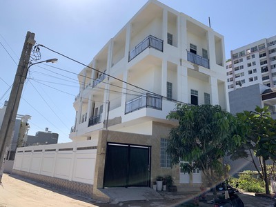 Bán nhà gần đường Phạm Văn Đồng sau lưng căn hộ 4S Linh Đông 0