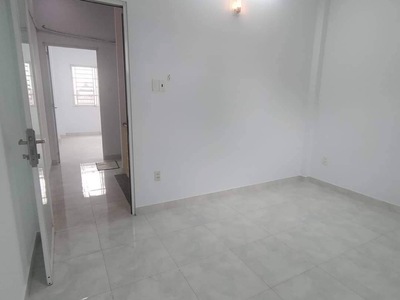 Bán nhà hẻm xe hơi C15m, 40m2 Âu Dương Lân rẻ nhất Q8 3