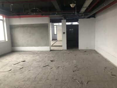 Chính chủ bán sàn thương mại tầng 5 tòa nhà htt tower 89 phùng hưng 376m2 1