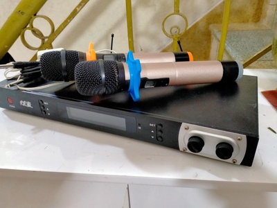 Bán cặp Mic bãi 6hộp sóng lớn 2