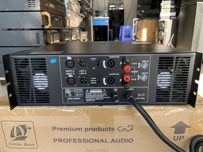 ĐẨY siêu khủng CAF KING-1802PRO 1800W/1 kênh sai 3U 4
