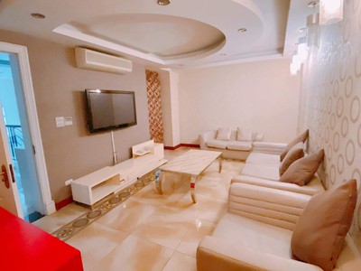 Bán biệt thự cửa bắc ba đinh cách phố 20 m dt 170 m2 5 tầng mt 8,5 m giá 45 tỷ lh huyền 77 3
