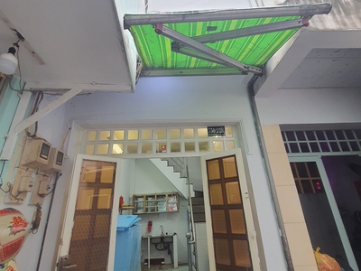 Cho thuê nhà 750/2 Đoàn Văn Bơ, P16, Quận 4 2