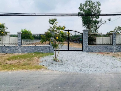 Cần vốn kinh doanh - bán lô đất siêu rẻ - mặt tiền QL62, 2 mặt tiền - thổ 100 - 1000m2 - chỉ 4.6tỷ 0
