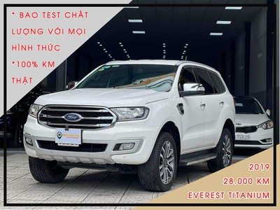 FORD EVEREST 2019 titanium lướt 28k km 0