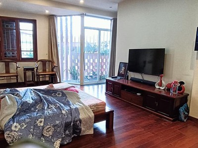 Hiếm quá, nhà đẹp, quan chức xây, lô góc, 6t thang máy, giá tốt  phố 8/3, gara, đáng sống 2