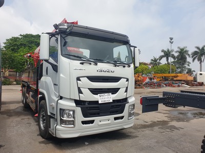 Xe bơm bê tông cần KCP - Hàn Quốc 42 - 5 đoạn lắp ISUZU mới 0