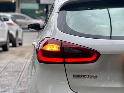 Kia Cerato Hatchback màu trắng 18