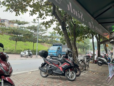 Càn bán nhà gấp ngọc thuỵ long biên hà nội 0