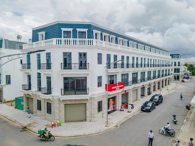 Căn góc 1 trệt 3 lầu, gần 2 khu chợ và kênh Sẻo Xào thuộc dự án chợ Thới Lai 0