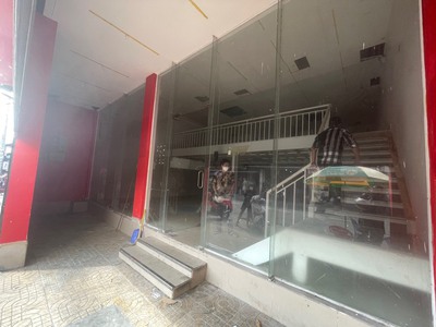 Cần cho thuê mặt mặt bằng kinh doanh mặt tiền đường Bùi Hữu Nghĩa, Bình Thạnh. Dt 140m2 giá 65 triệu 1