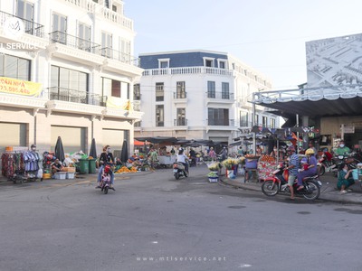 Trả trước 550 triệu nhận ngay nhà Thới Lai căn góc 1 trệt 3 lầu đối diện chợ 5