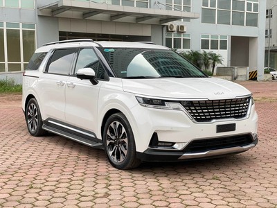 KIA Carnival 3.5G Signature - Đủ màu giao trước tết 1