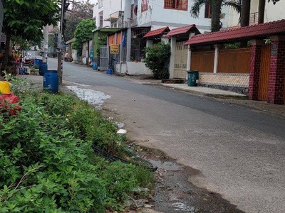 Chính chủ cần tiền bán lô đất thổ cư 87m2có sẵn nhà cấp 4 2