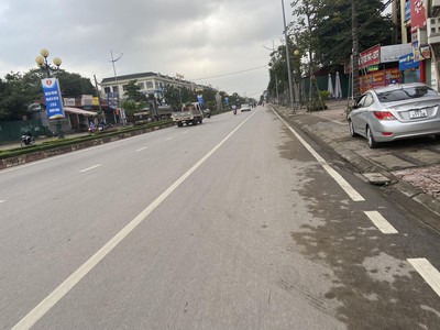 Siêu phẩm tại mặt đường xương giang, bắc giang, bán đất tặng nhà,mt 5m, giá nhỉnh 12 tỷ 0