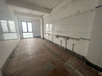 Cho thuê nguyên toà nhà tuyến 2 Lê Hồng Phong 6 tầng 0