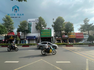 Cho thuê nhà 1 trệt 1 lầu nguyễn ái quốc 20triệu thoáng đẹp 0
