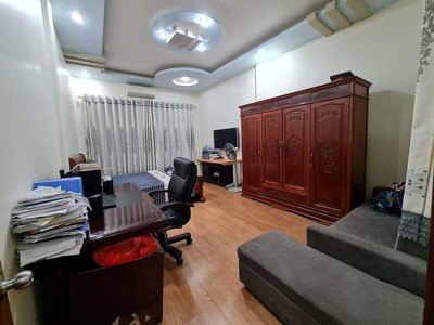 Bán căn 4 tầng mặt đường hùng vương hồng bàng hải phòng diện tích 49,4 m 3