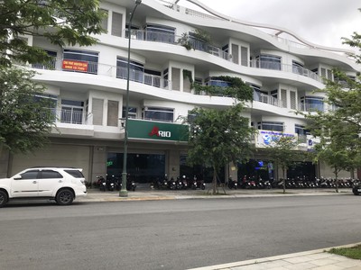 Cho thuê căn hộ chính chủ nắm chìa 600m2 Lakeview 4