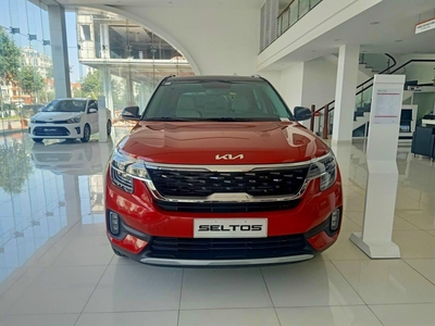   sẵn xe giao ngay 1