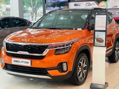   sẵn xe giao ngay 2