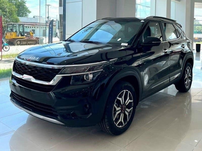   sẵn xe giao ngay 4