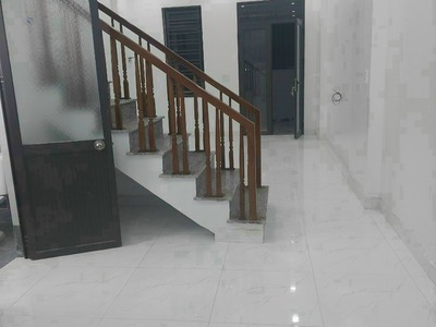Nhà 2 tầng có sân cổng phường Nam Sơn, quận Kiến An. Có 3 phòng ngủ 1