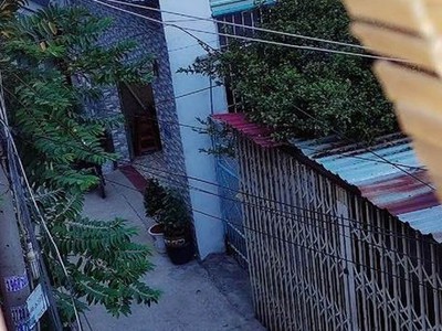 Nợ ngân hàng không gồng lãi nổi cần bán gấp nhà ngay chợ dĩ an 1 gần 50m2  chỉ 1,8 tỉ 0